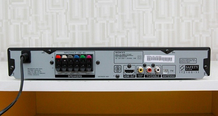 Vệ sinh các kết nối và cổng