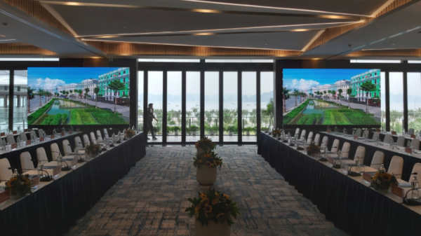 Trong cơ quan nhà nước