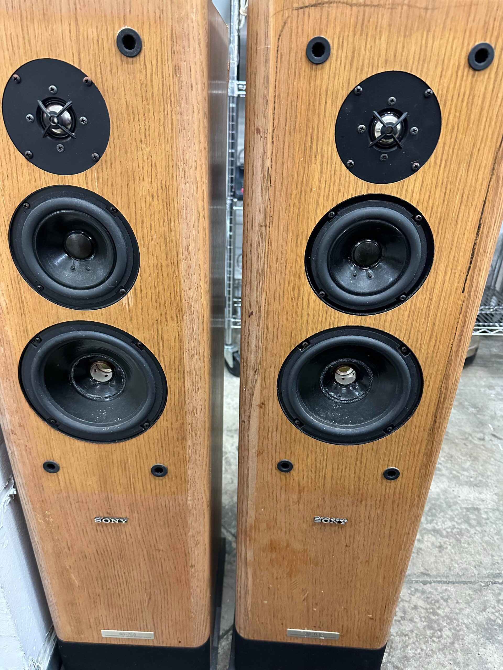 Sony SS-TL5 – Âm thanh tự nhiên, mượt mà